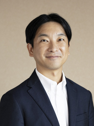 朝倉 祐介