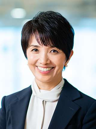 秋山 咲恵