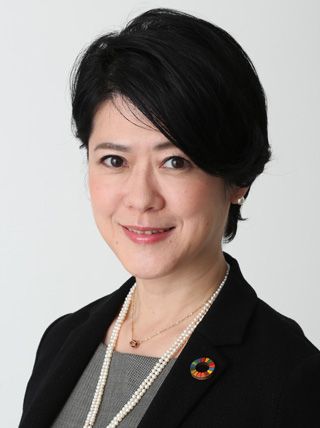 飯塚 優子