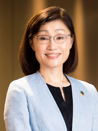長谷川 隆代