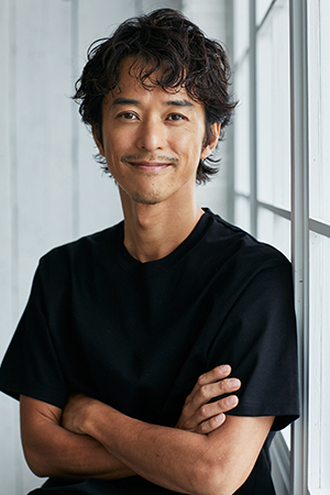 小橋 賢児 氏
