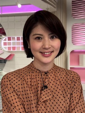 鈴江 奈々 氏