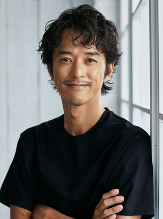 小橋 賢児 氏