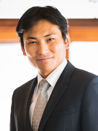 他力野 淳 氏