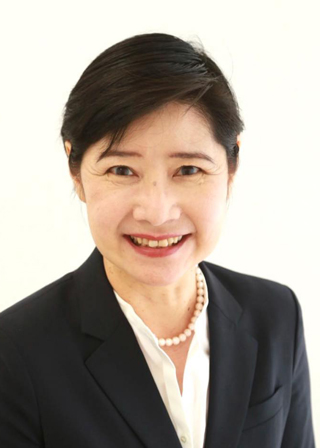 Takako Hikotani 