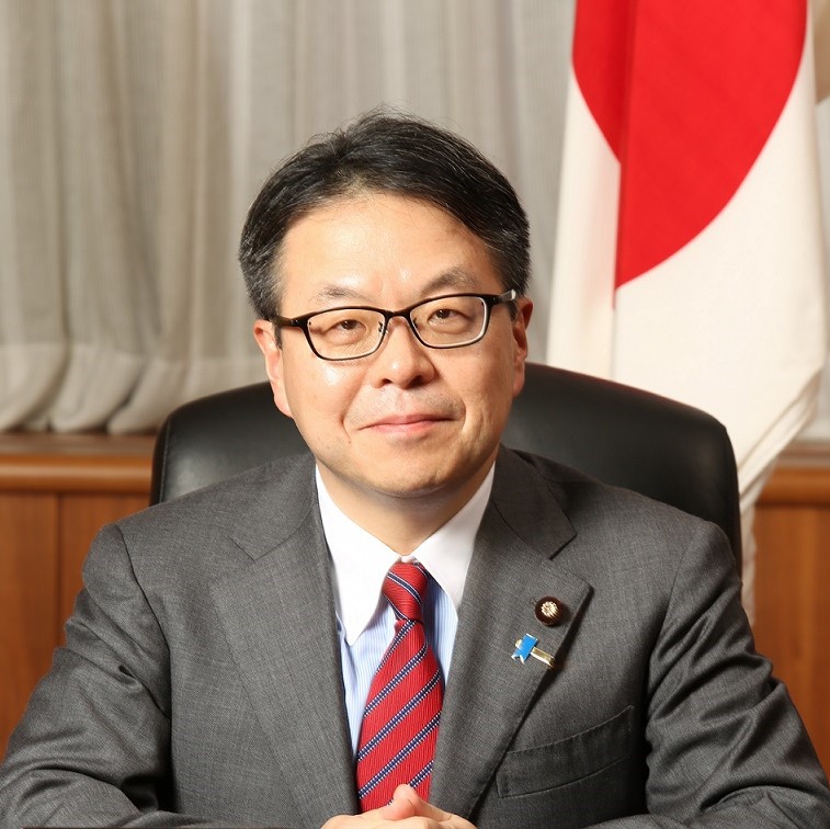 世耕 弘成 氏