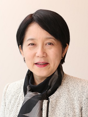 髙橋 政代 氏