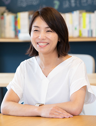 今村 久美 氏