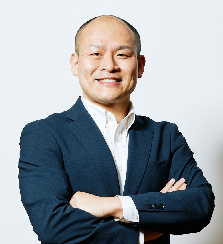 長尾	昂 氏