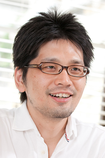 藤代 裕之 氏