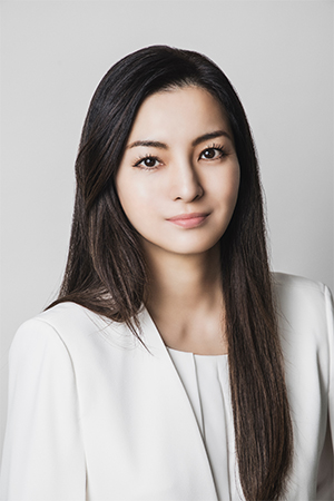 山田 早輝子 氏