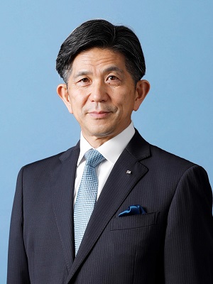 小山 智之 氏