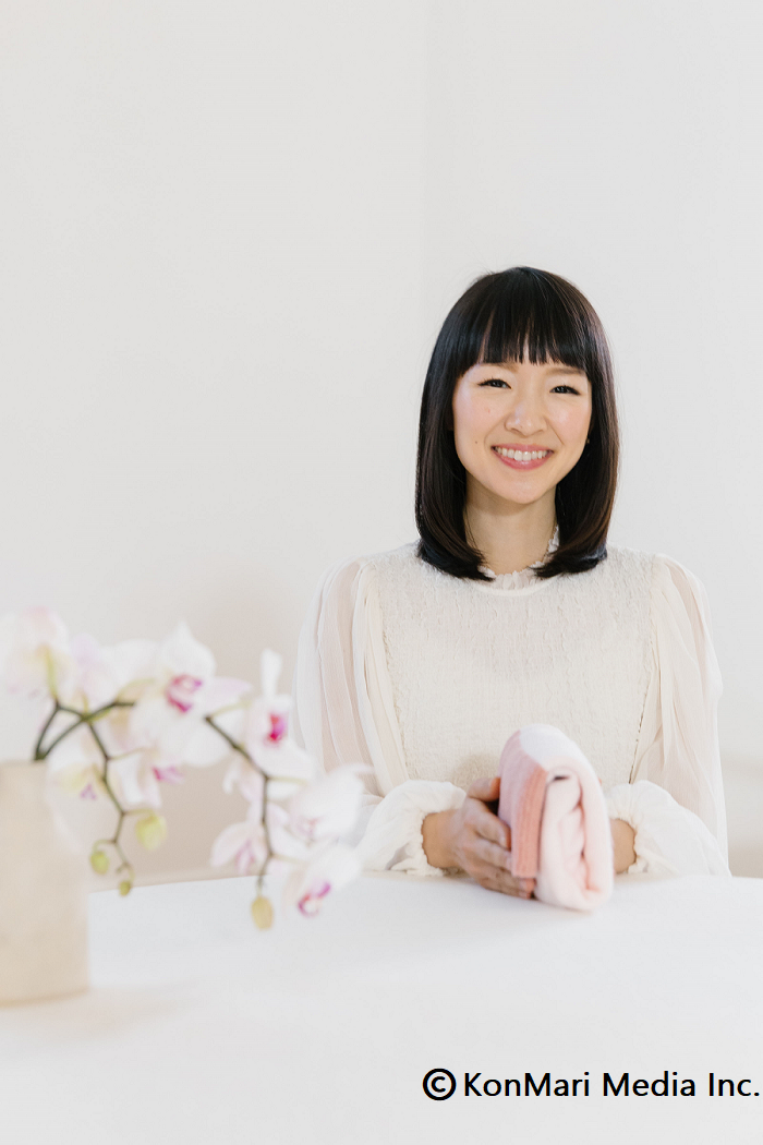 近藤 麻理恵 氏