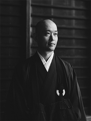 伊藤 東凌 氏